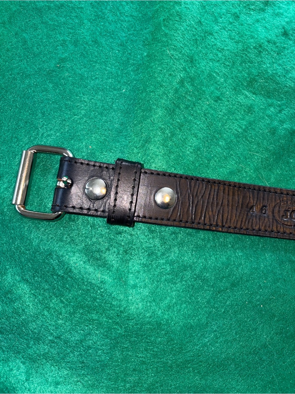 Black Leather Men's Belt — Handcrafted Style - Picture 7 of 11